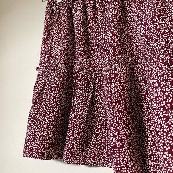 Red Floral Shein Mini Skirt Flowy Ruffled skirt - Picture 3 of 3
